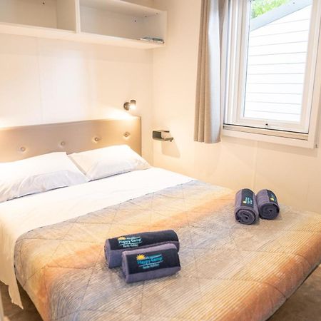 Happy Camp Mobile Homes In Camping Bella Italia Peschiera del Garda Exterior foto