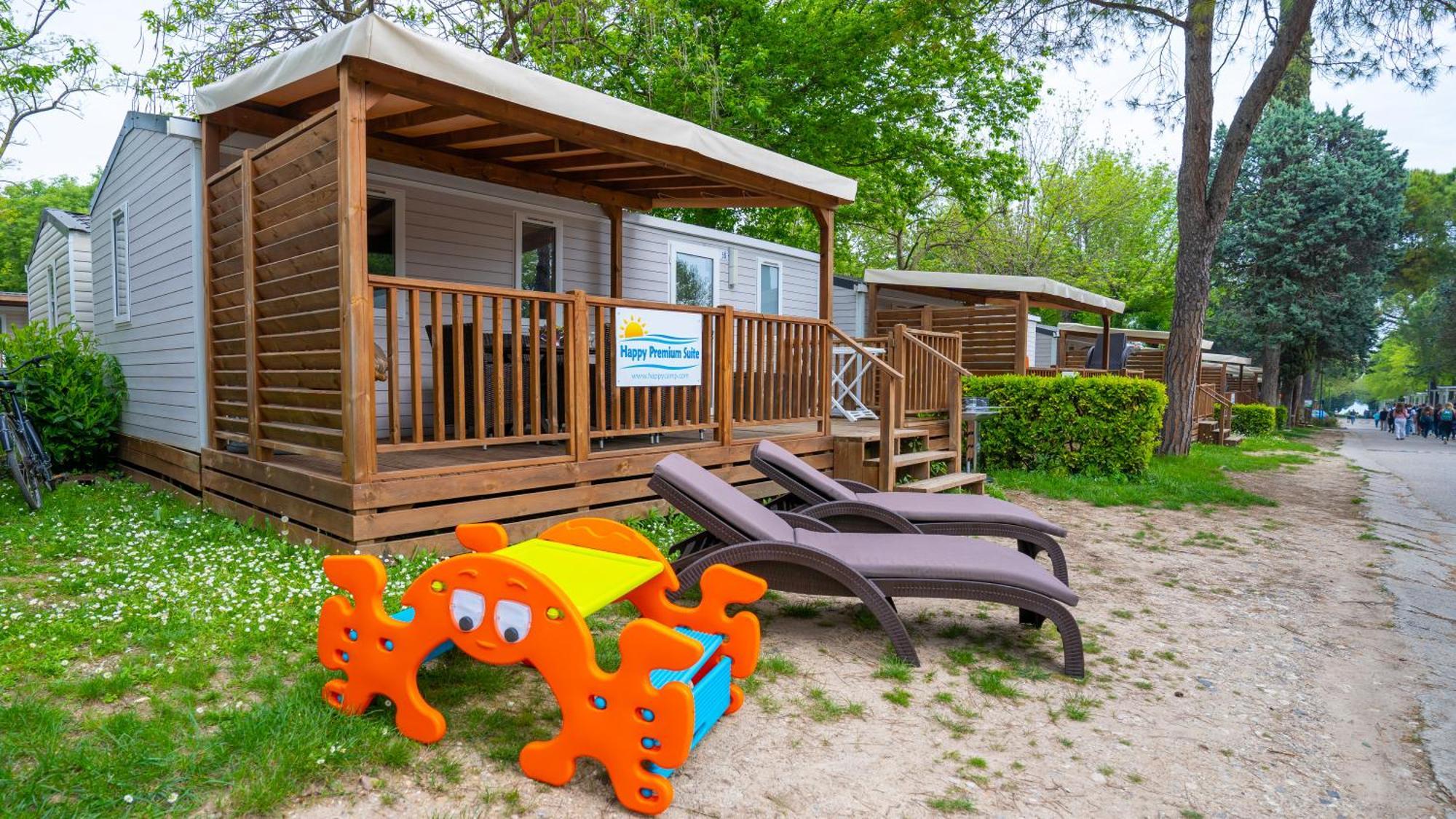 Happy Camp Mobile Homes In Camping Bella Italia Peschiera del Garda Exterior foto